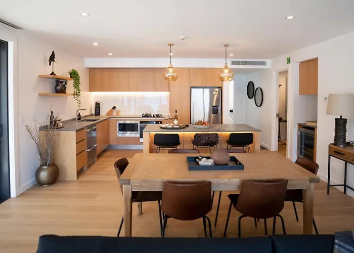 アパート Genoa - Sleeps 6 - Lakefront